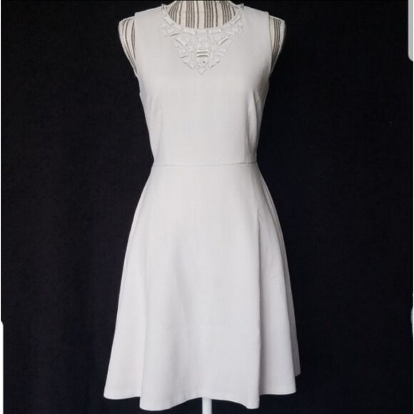 Trina Turk dress Size 4 - Picture 6 of 6